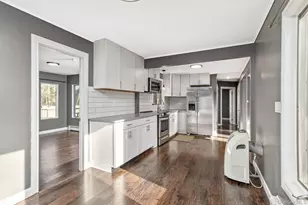 305 Whittier Dr, Mastic Beach, NY 11951 - Photo 7