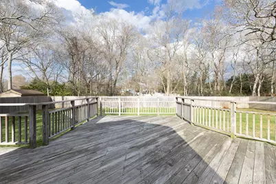 305 Whittier Drive, Mastic Beach, NY 11951 - Photo 27