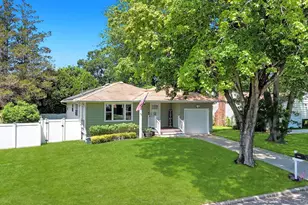 84 Oneida Ave, South Setauket, NY 11720 - Photo 3