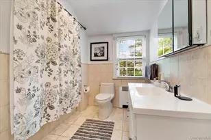421 Broadway, Lawrence, NY 11559 - Photo 21