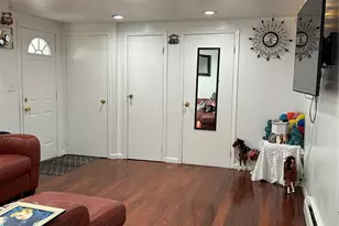 82 Bedford Rd, Hempstead, NY 11550 - Photo 11