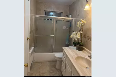 82 Bedford Road, Hempstead, NY 11550 - Photo 9