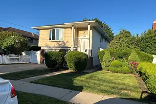 82 Bedford Rd, Hempstead, NY 11550 - Photo 3