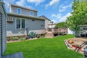 35 Peachtree Ln, Hicksville, NY 11801 - Photo 33