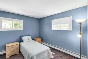 35 Peachtree Ln, Hicksville, NY 11801 - Photo 15