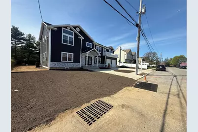 139 Miller Avenue, Amityville, NY 11701 - Photo 3