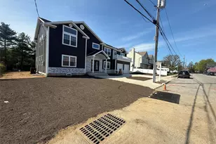 139 Miller Ave, Amityville, NY 11701 - Photo 3