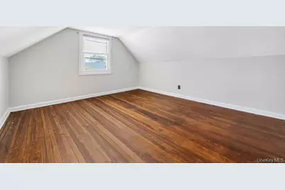 126 New York Avenue, West Hempstead, NY 11552 - Photo 17