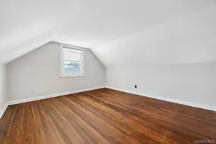 126 New York Ave, West Hempstead, NY 11552 - Photo 17