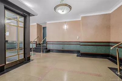 102-18 64th Avenue #2X, Forest Hills, NY 11375 - Photo 17