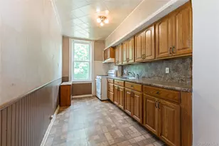 82-72 88th Pl, Glendale, NY 11385 - Photo 13