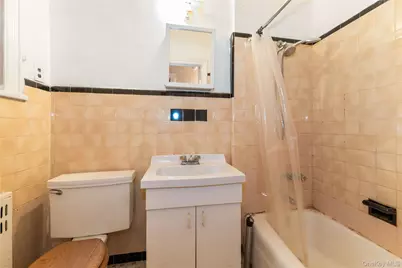 82-72 88th Place, Glendale, NY 11385 - Photo 11