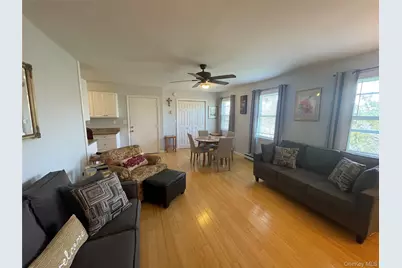 43 Brushy Neck Lane #10, Westhampton, NY 11977 - Photo 3