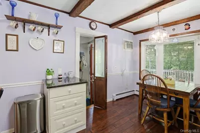 16 Glen Lane, Glenwood Landing, NY 11547 - Photo 9