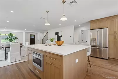 302 Washington Avenue, Pleasantville, NY 10570 - Photo 15