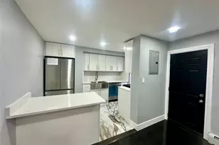 102-37 187th St, Hollis, NY 11423 - Photo 5