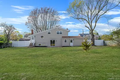 25 Greentree Drive, Oakdale, NY 11769 - Photo 37