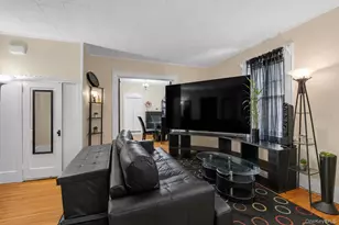 40 Rockville Ave, Rockville Centre, NY 11570 - Photo 3