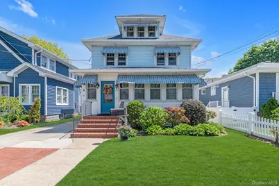 40 Rockville Avenue, Rockville Centre, NY 11570 - Photo 1