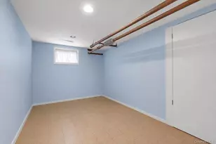 40 Rockville Ave, Rockville Centre, NY 11570 - Photo 17