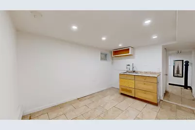 90-22 82nd Road, Glendale, NY 11385 - Photo 19
