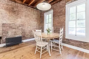 72 Hunter St, Kingston, NY 12401 - Photo 5