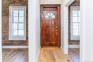 72 Hunter St, Kingston, NY 12401 - Photo 3