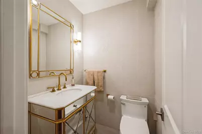 1 Kensington Gate #118, Great Neck, NY 11021 - Photo 13