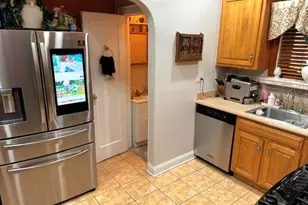 226-20 141st Ave, Springfield Gardens, NY 11413 - Photo 5