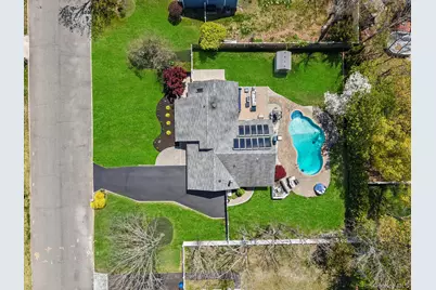 24 Gabon Lane, Coram, NY 11727 - Photo 37