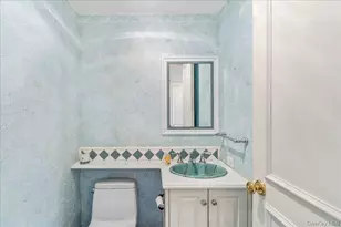 111 Cherry Valley Ave, Garden City, NY 11530 - Photo 3