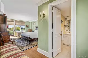 111 Cherry Valley Ave, Garden City, NY 11530 - Photo 11