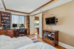 111 Cherry Valley Ave, Garden City, NY 11530 - Photo 17