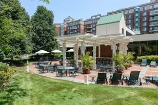 111 Cherry Valley Ave, Garden City, NY 11530 - Photo 27