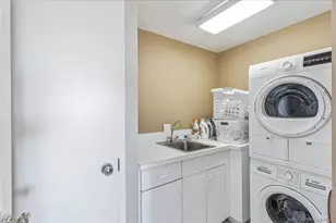 111 Cherry Valley Ave, Garden City, NY 11530 - Photo 19