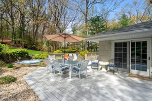 6 Beaumont Dr, Melville, NY 11747 - Photo 29