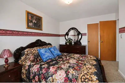 1707 Starr Street, Ridgewood, NY 11385 - Photo 19