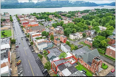 185 Broadway #102, Newburgh, NY 12550 - Photo 9