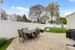 15 Adams St E, East Islip, NY 11730 - Photo 23