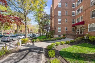 26-15 Parsons Blvd, Flushing, NY 11354 - Photo 15