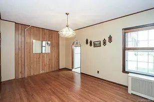 77-46 79th Pl, Glendale, NY 11385 - Photo 9