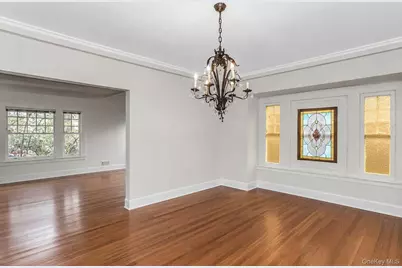 116 82nd Road, Kew Gardens, NY 11415 - Photo 13