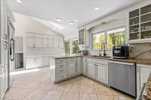 5 Fox Ln, Locust Valley, NY 11560 - Photo 13