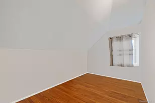 34 E Beech St, Central Islip, NY 11722 - Photo 21