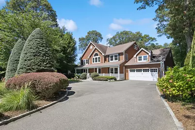 11 Cobblestone Court, Centerport, NY 11721 - Photo 3