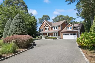 11 Cobblestone Ct, Centerport, NY 11721 - Photo 3