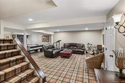 11 Cobblestone Court, Centerport, NY 11721 - Photo 37
