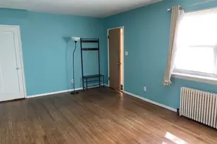 73-31 255th St, Glen Oaks, NY 11004 - Photo 3
