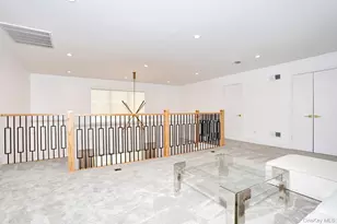 60 Silverwood Cir, Suffern, NY 10901 - Photo 17