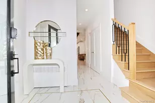 60 Silverwood Cir, Suffern, NY 10901 - Photo 3